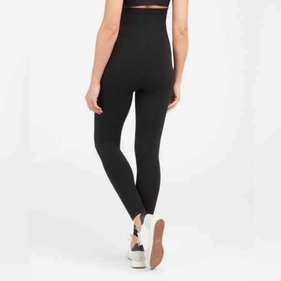 Assets by SPANX Maternity Black Leggings Tights 1X - Picture 4 of 10